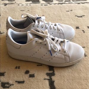 Stan Smith by Adidas size 9 white sneakers